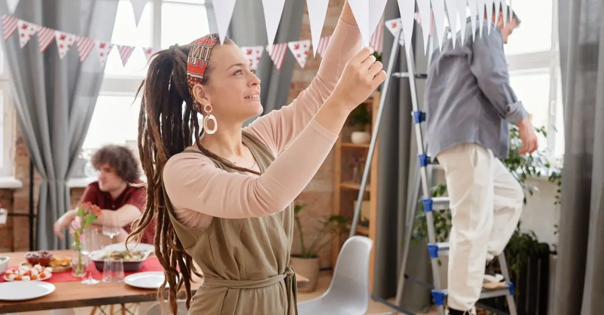 Comment organiser une fête des parents réussie à la maison