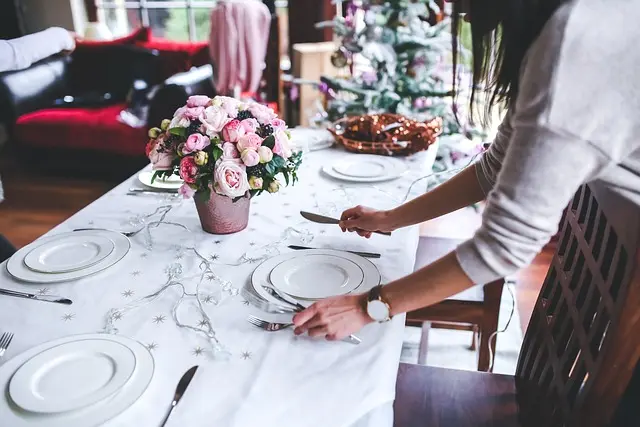 Comment organiser une fête des parents mémorable à domicile