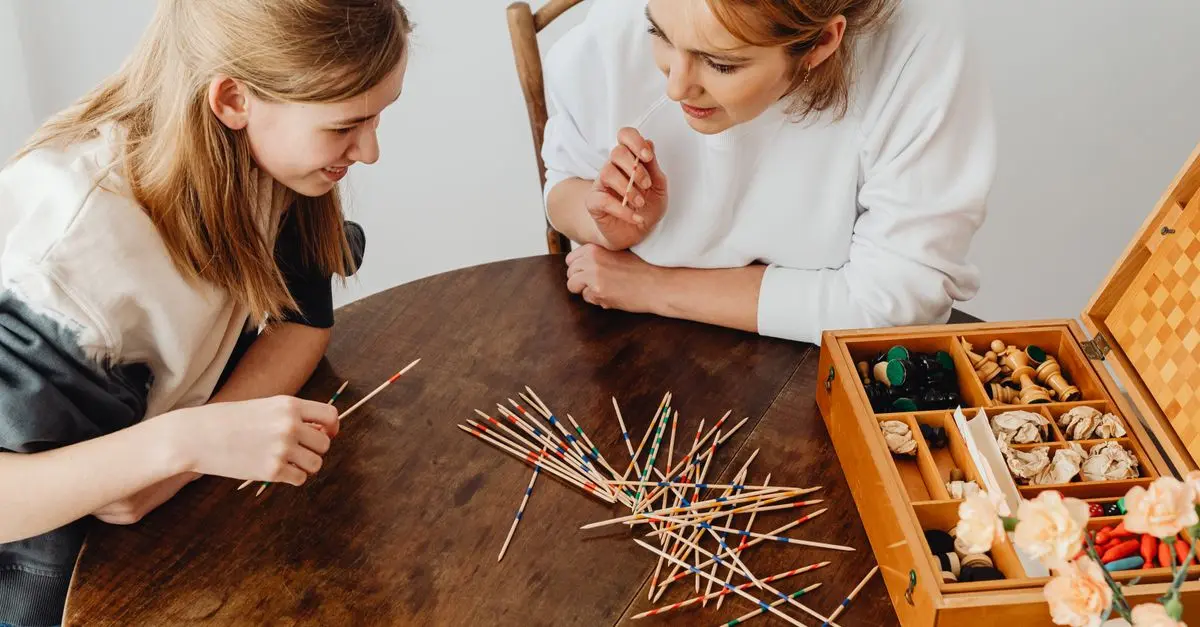 Les meilleurs jeux de société pour la fête des parents