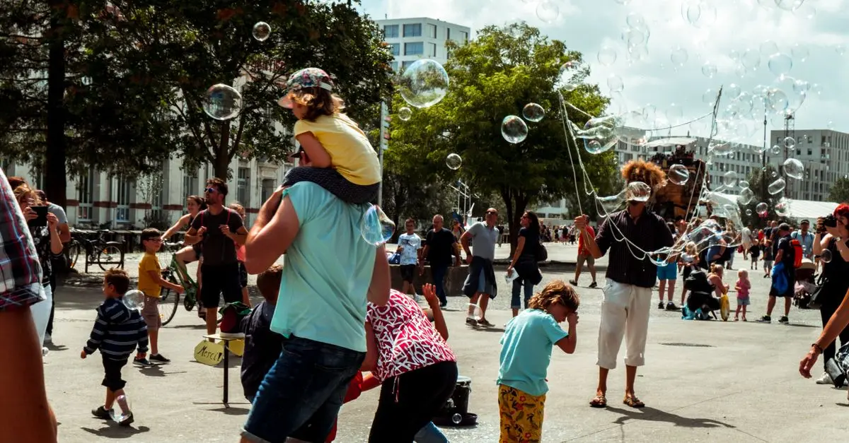 Comment organiser une fête des parents à distance